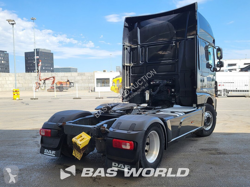 Tracteur DAF 450