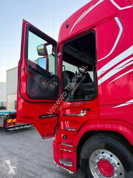 Cabeza tractora Scania