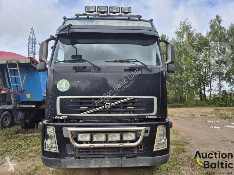 Cabeza tractora Volvo 440
