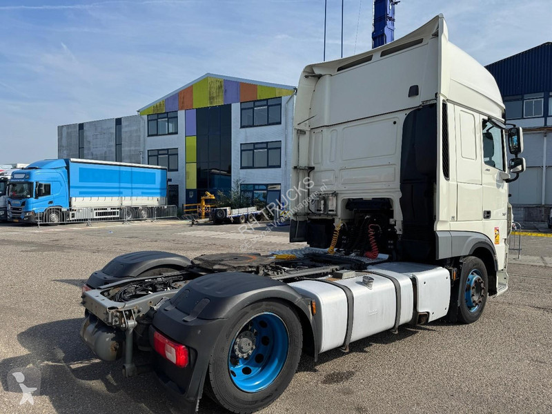 Trekker DAF XF  4X2 EURO 6 MEGA