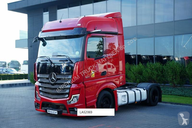 Тягач Mercedes ACTROS 1845