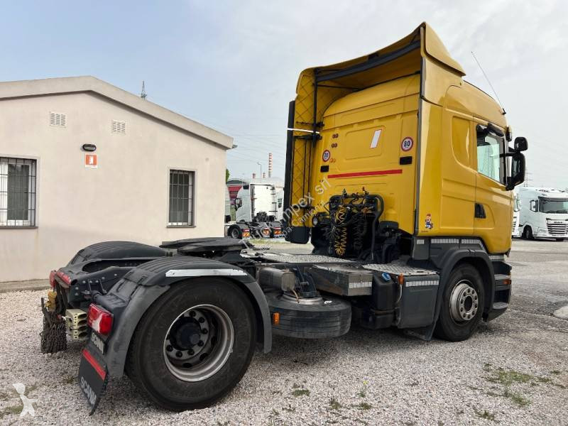 Тягач Scania