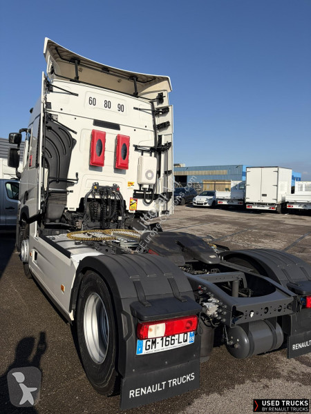 Cabeza tractora Renault