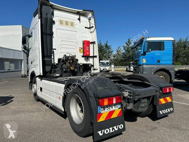 Cabeza tractora Volvo