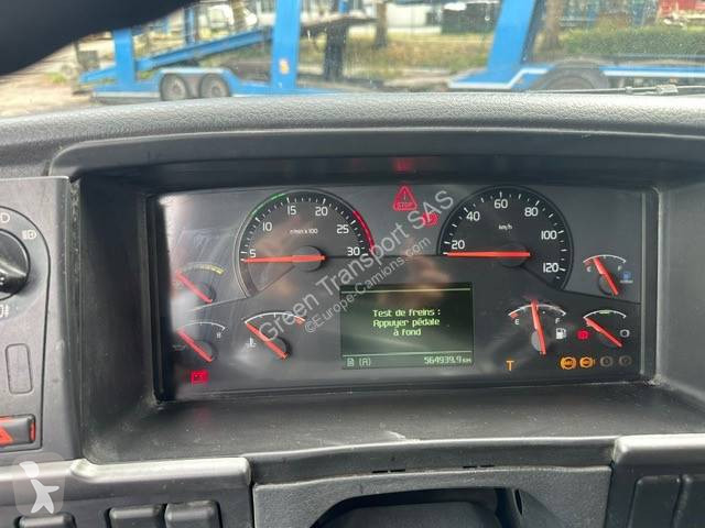 Cabeza tractora Volvo