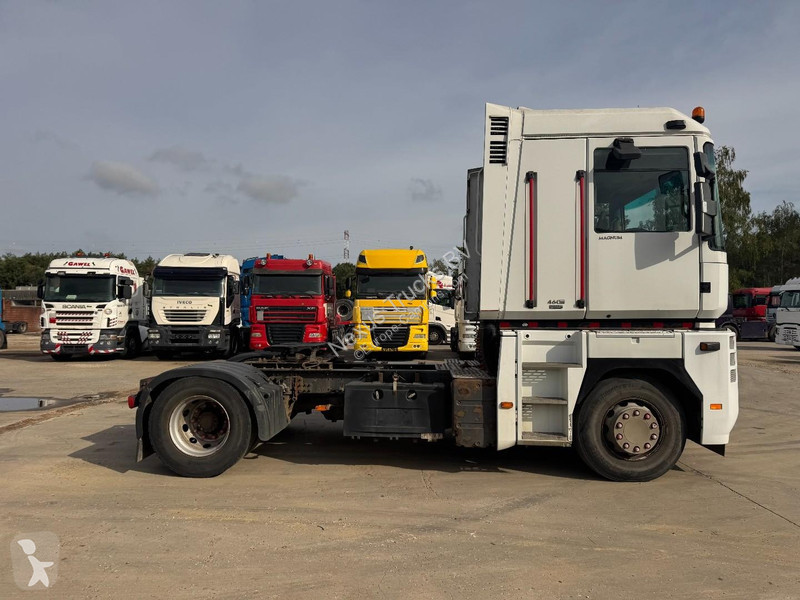 Cabeza tractora Renault 460 DXI (MANUAL GEARBOX...