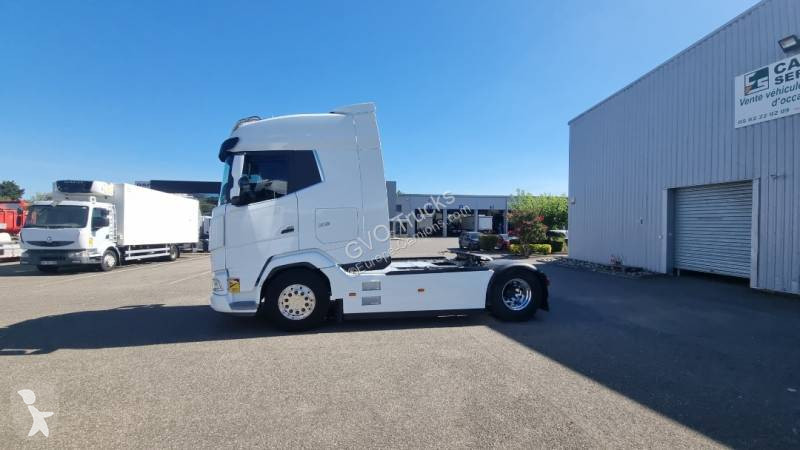 Тягач DAF 530 FT