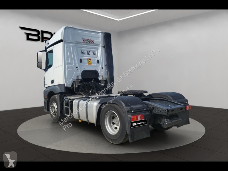 Cabeza tractora Mercedes II 1842 StreamSpace...