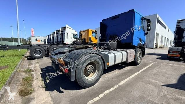 Cabeza tractora Renault 520
