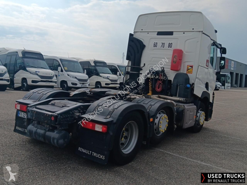 Cabeza tractora Renault