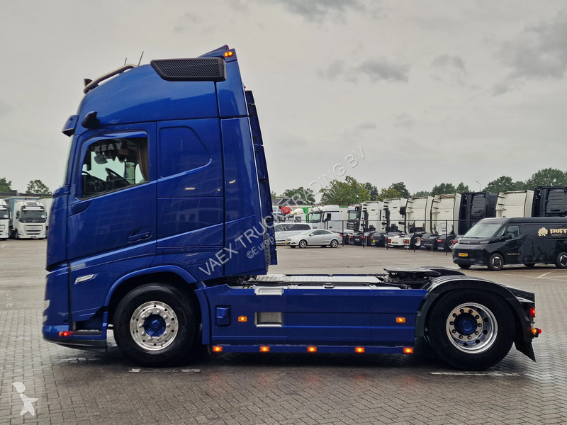 Cabeza tractora Volvo 13500 XL Aero - I...