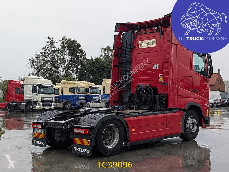 Cabeza tractora Volvo