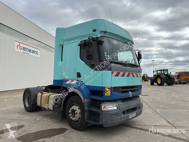 Cabeza tractora Renault