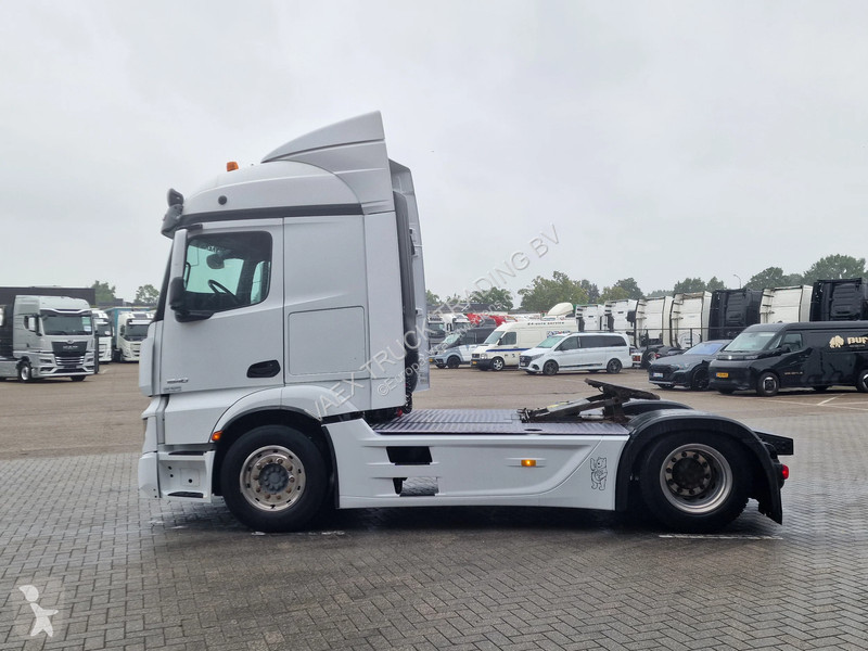 Tahač Mercedes 18.400 Streamspace 4x2 - Full...