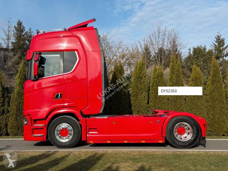 Tahač Scania S 590