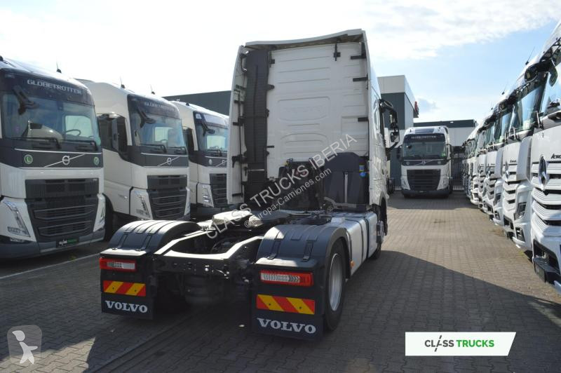 Tahač Volvo 500 Globetrotter XL