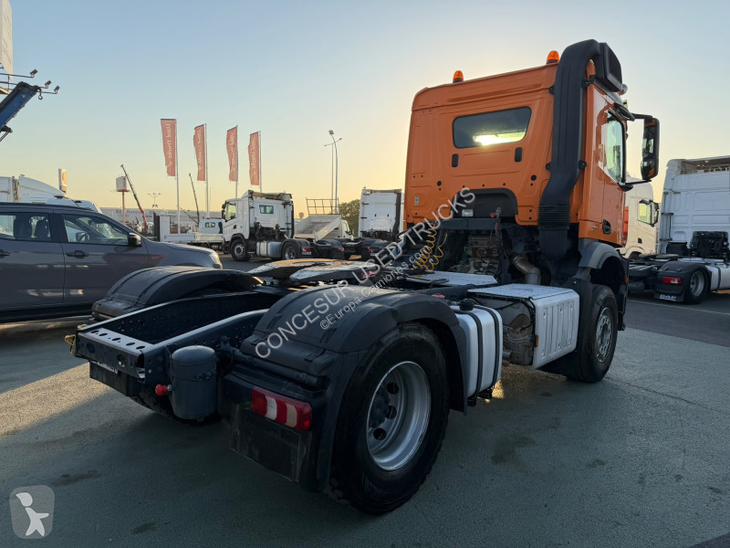 Cabeza tractora Mercedes  1842LS