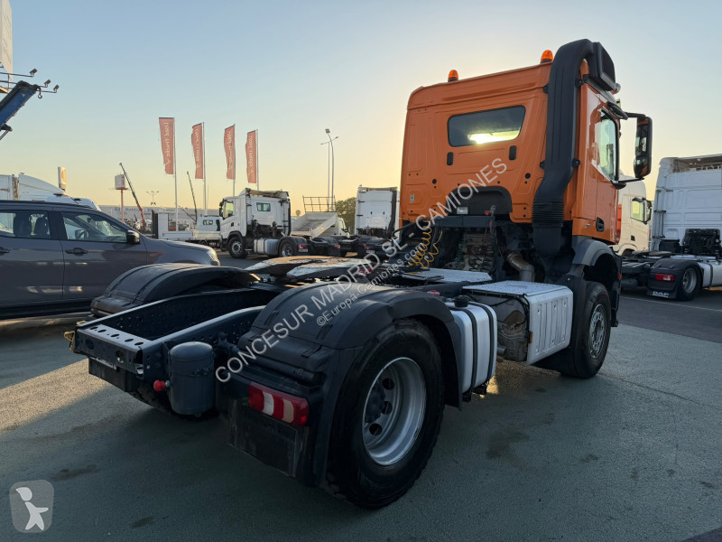 Cabeza tractora Mercedes  1842LS