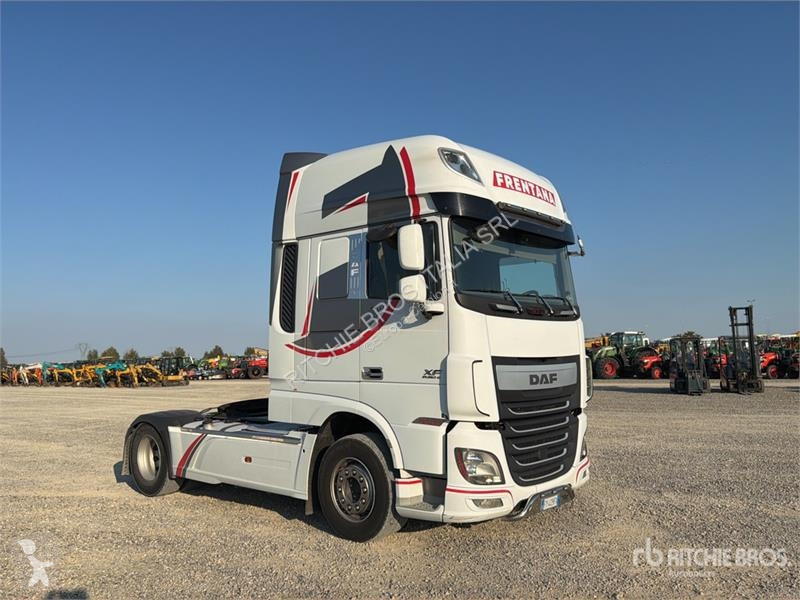 Tratores DAF FT 4x2 S/A Sleeper Truck Tractor