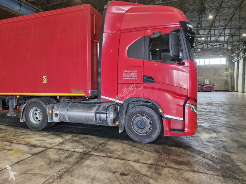 Cabeza tractora Iveco