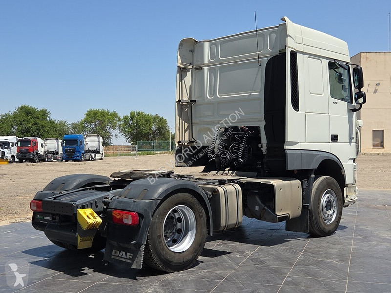 Nyergesvontató DAF 480