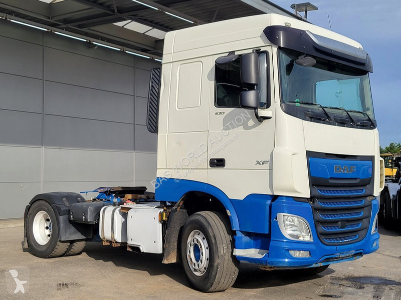 Nyergesvontató DAF 530
