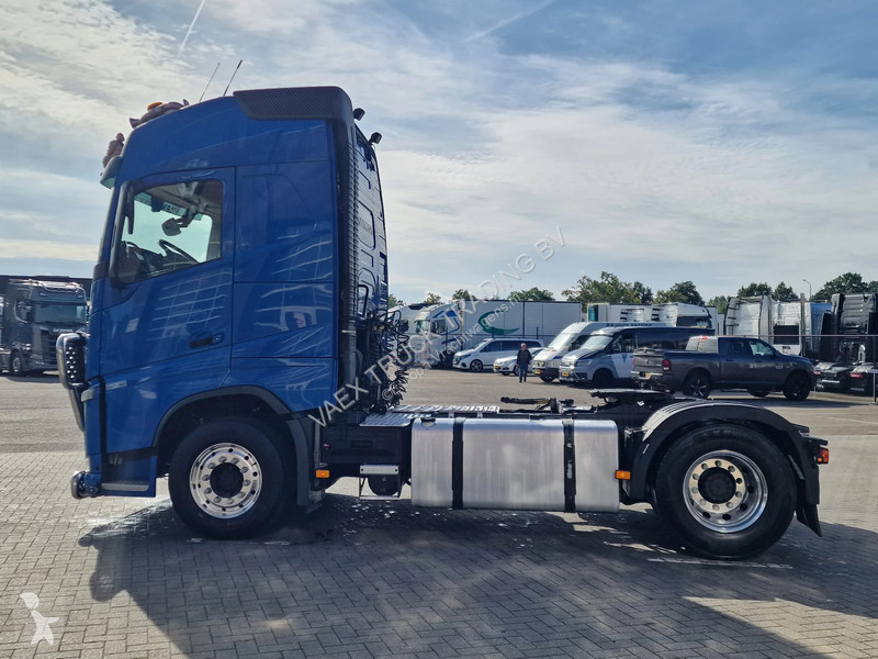 Tractor Volvo 13500 Globetrotter 4x2 -...
