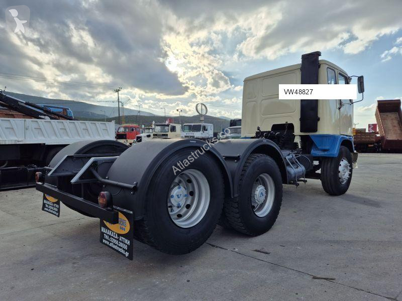 Tractor Volvo F 89