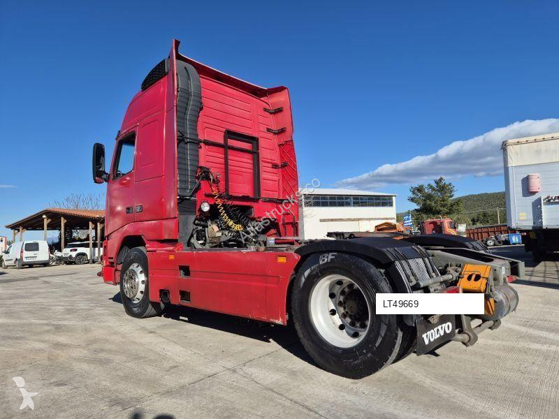 Cabeza tractora Volvo 16520