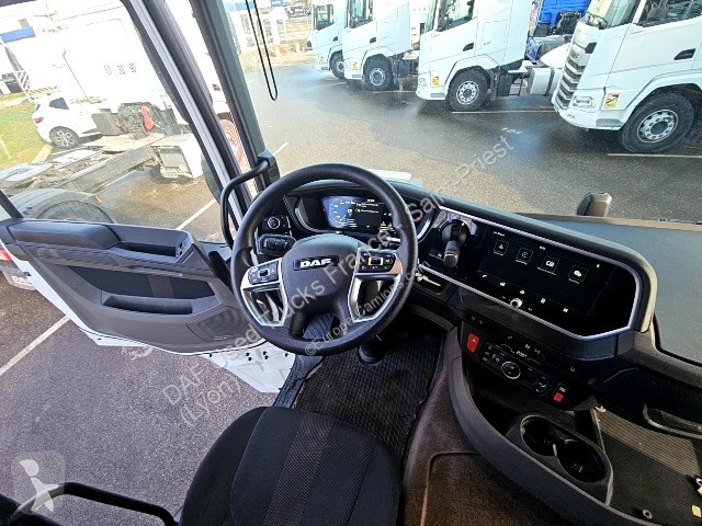 Nyergesvontató DAF n 480 FT 4X2