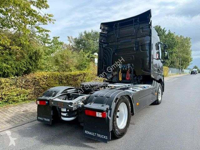 Cap tractor Renault T460 Sleepercab / Euro 6 /...