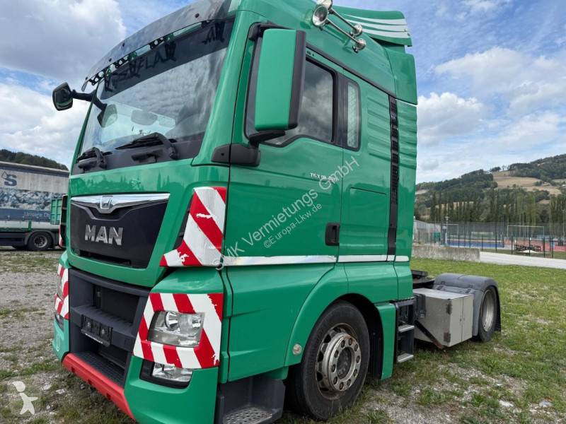 Cap tractor MAN 18.480