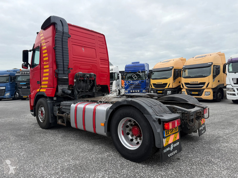Cap tractor Volvo 420 Globe Euro 5