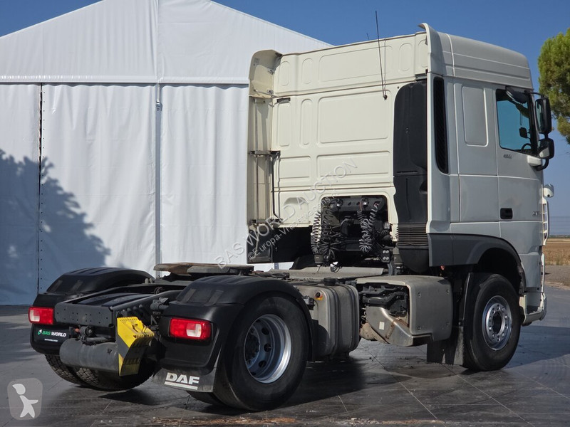 Cap tractor DAF 480