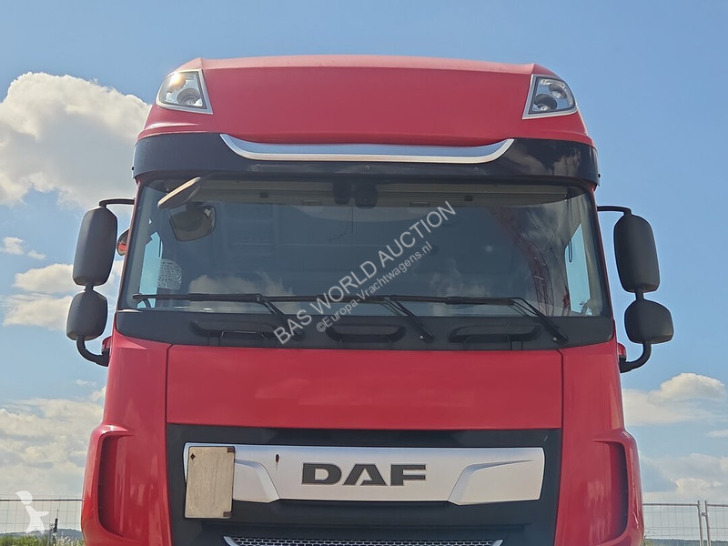 Cap tractor DAF 480
