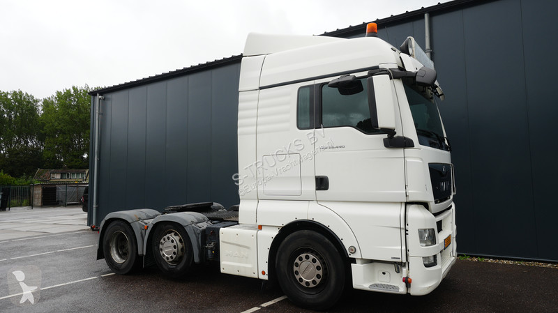 Cap tractor MAN 26.440 6X2 406.200KM