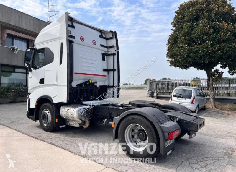 Tractor Iveco 510
