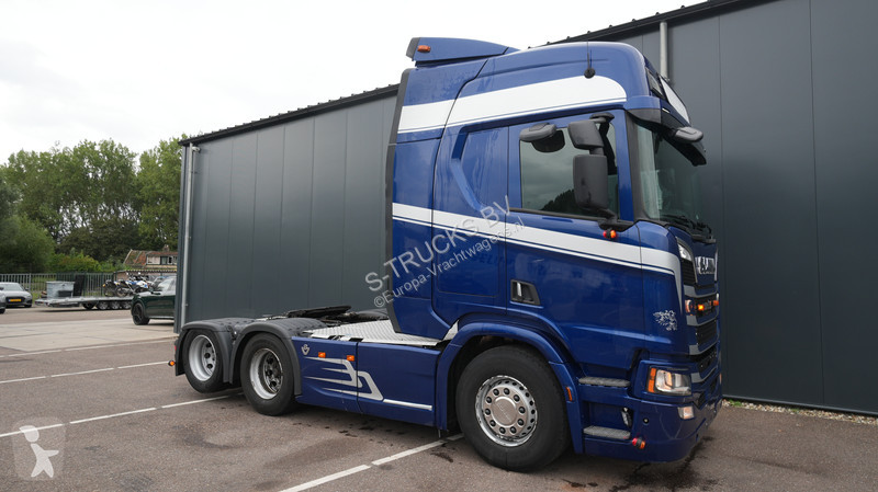 Tractor Scania 520 V8 6x2 tractor unit retarder
