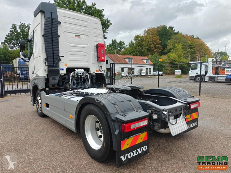 Cap tractor Volvo FH 460 4x2 GlobeTrotter XL...