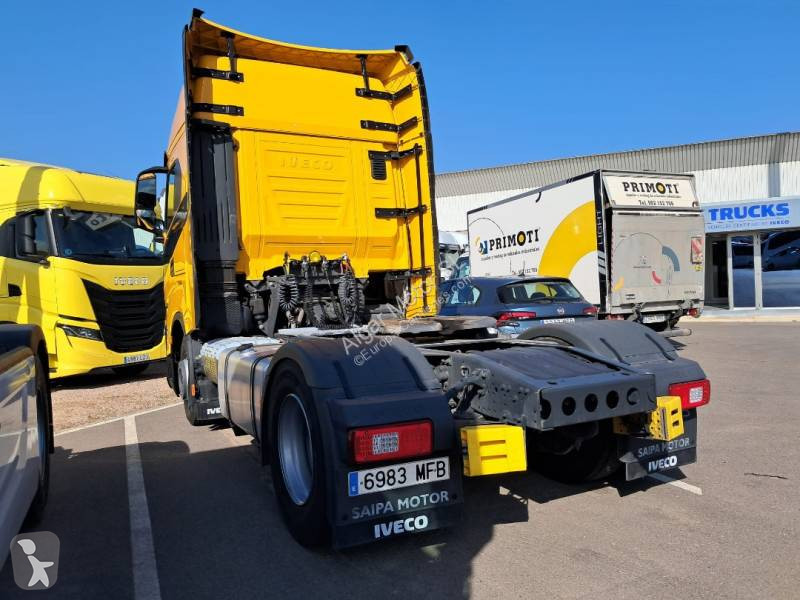 Tratores Iveco 530