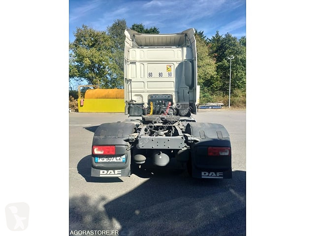 Тягач