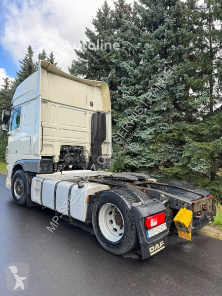 Тягач DAF 106 460