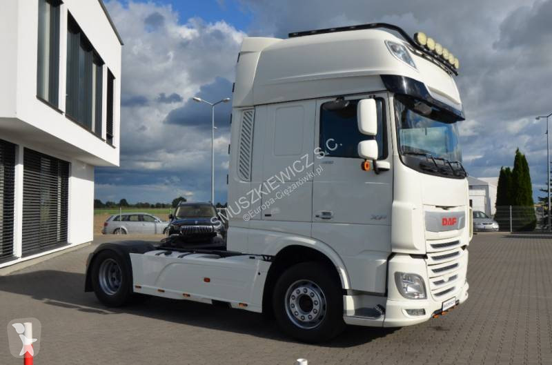 Cap tractor DAF 480