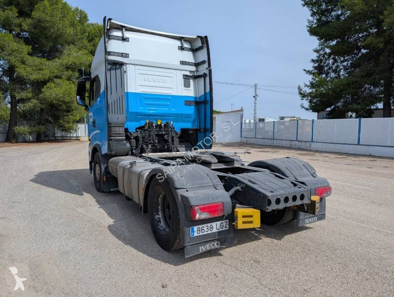 Cap tractor Iveco 480