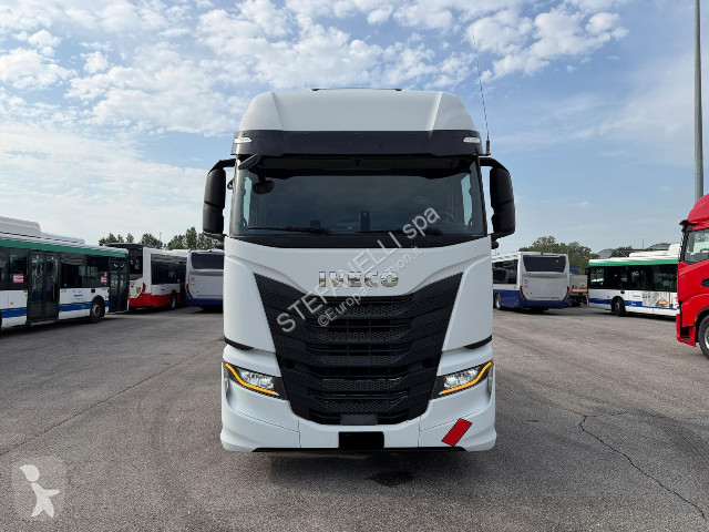 Tractor Iveco S-WAY AS440S51T/P - TRATTORE