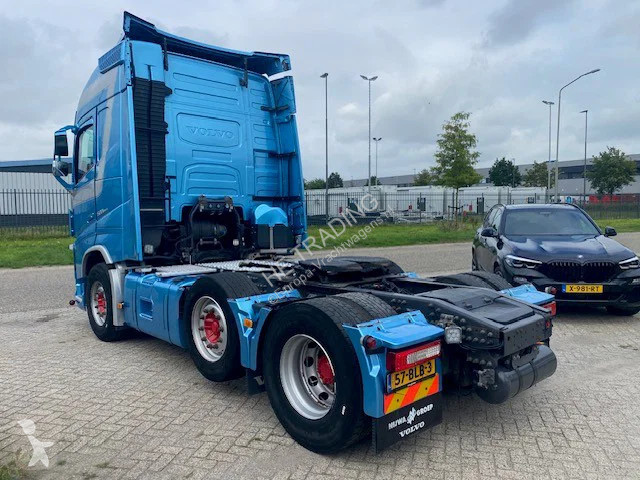 Tractor Volvo 500hp, voorloopas trekker met...