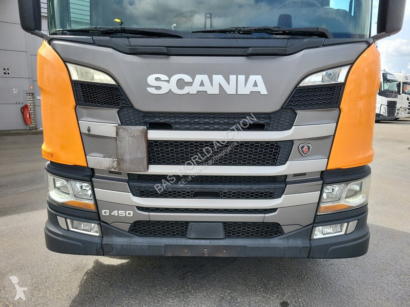 Ciągnik siodłowy Scania 450