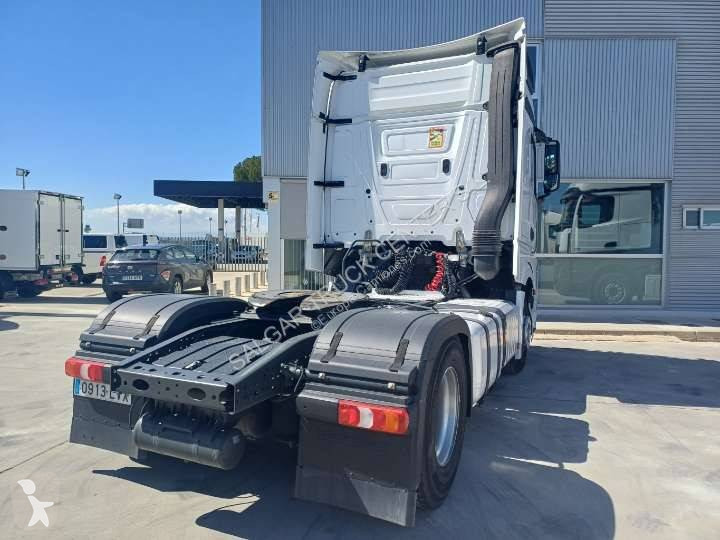 Тягач Volvo 460