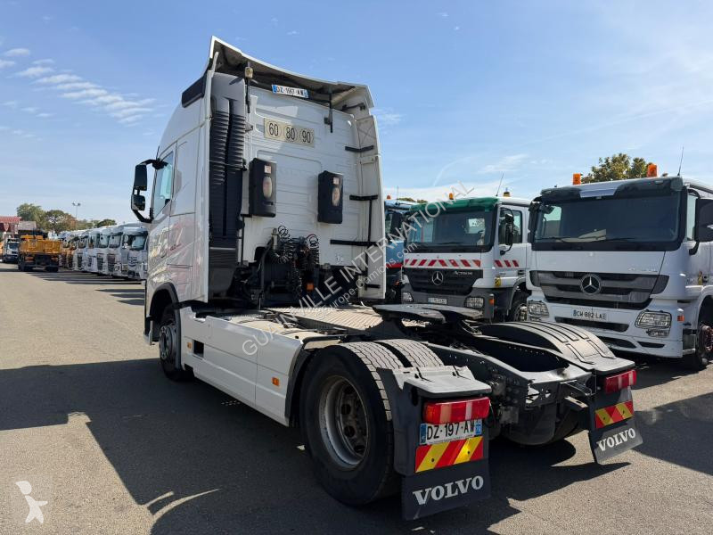 Tratores Volvo 460