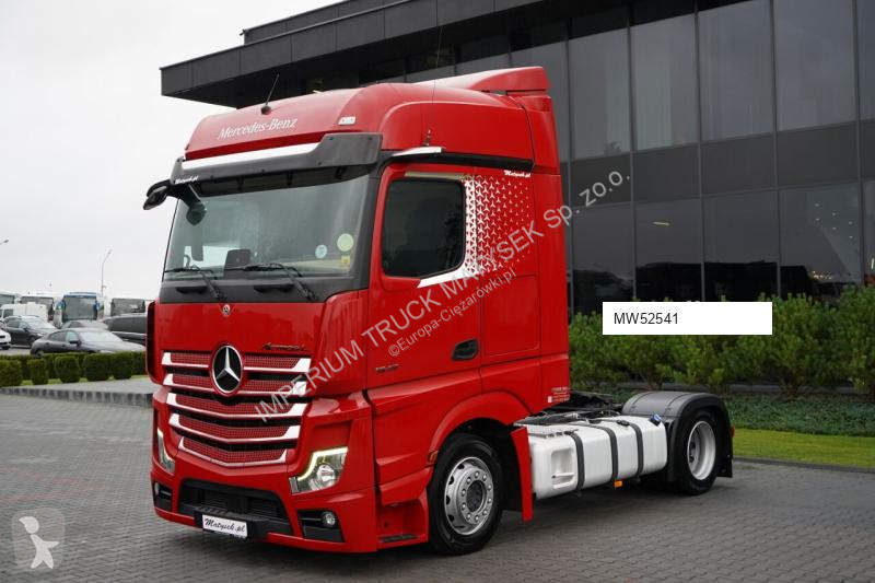 Тягач Mercedes ACTROS 1845